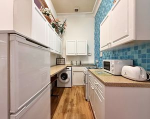 Photo 8- click for photo gallery